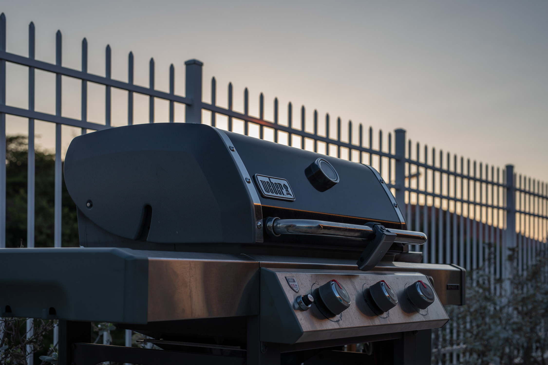 Weber Genesis II gas barbecue Villa Bajano